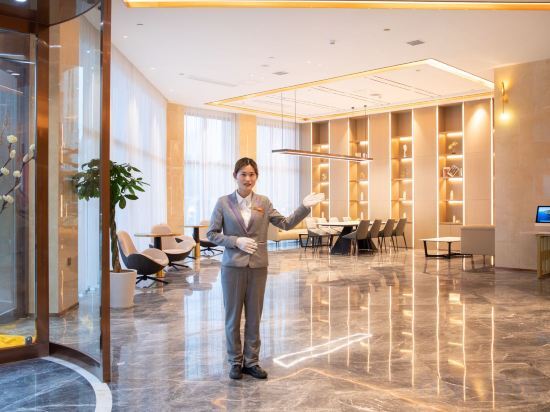 Ухань: Lavande Hotel (Wuhan Optics Valley South Central University for Nationalities)