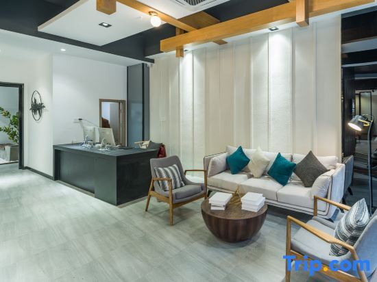 Цзясинь: Qianyu S Yunxia Inn (Wuzhen Xizha Scenic Area Branch, Tongxiang)