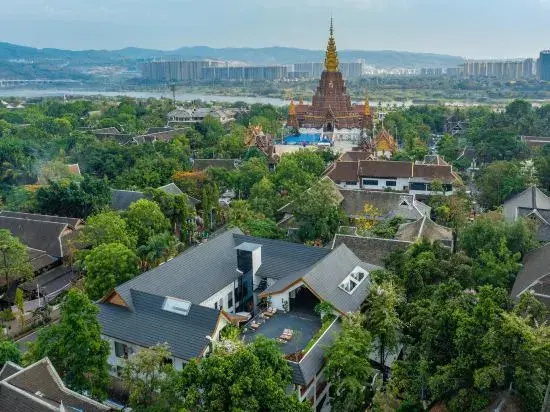 Цзинхун: Xishuangbanna Jinghong Bowen Resort Hotel