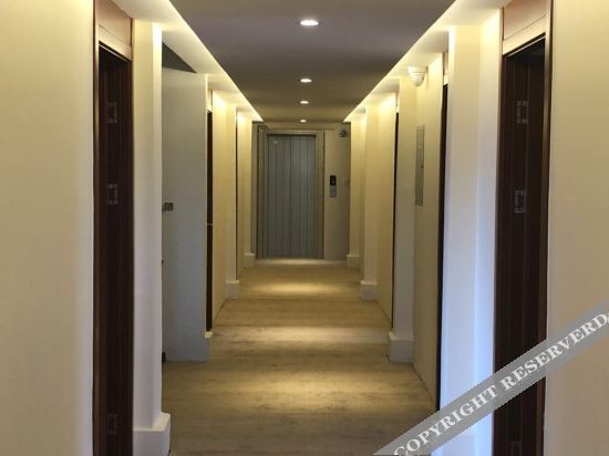 Баодин: Shangpin Holiday Hotel