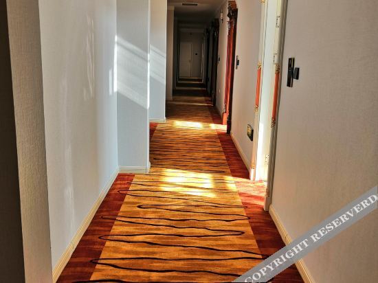 Баодин: Yiyi Chain Hotel (Rongcheng Branch)