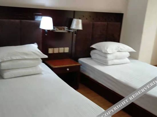 Баодин: Zhangzhou Hengtong Hotel