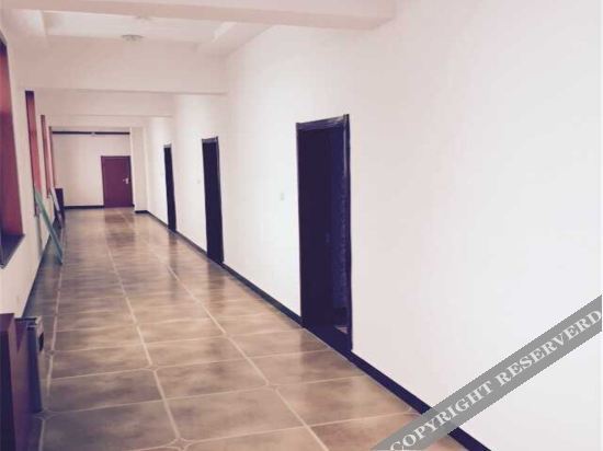 Баодин: Xiongxian Lianchi Hotel