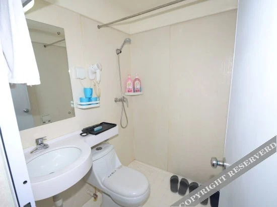 Баодин: Huazun Hotel