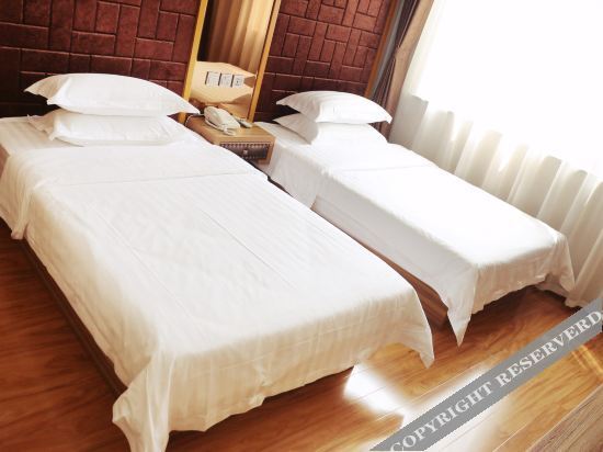 Баодин: City Home Yunlian Hotel (Laishui Bus Station)
