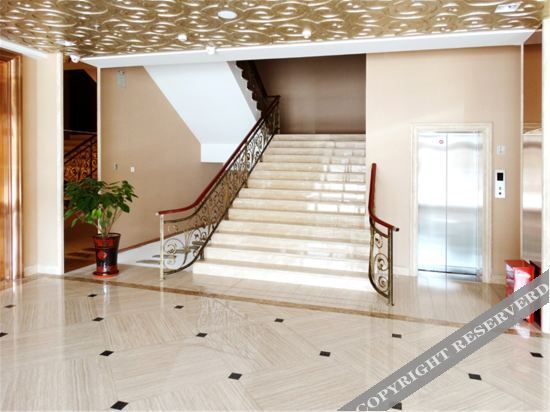 Баодин: City Home Yunlian Hotel (Laishui Bus Station)