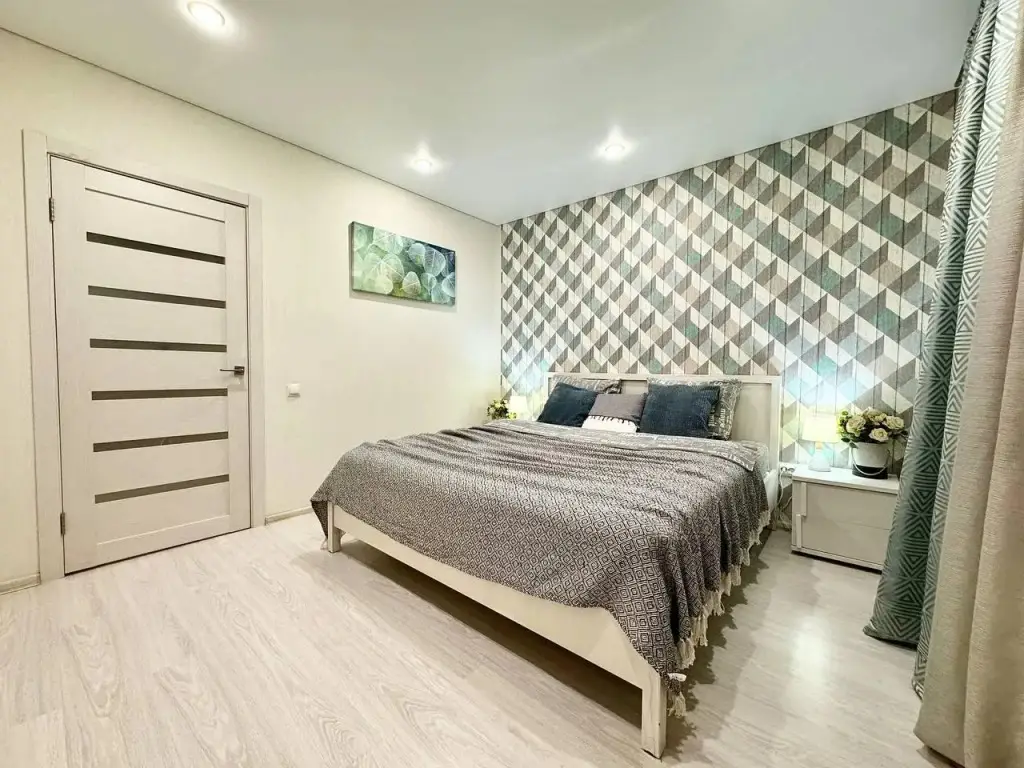Воронеж: Rental Family Rooms (Рентал Фэмили Румс) на Олимпийском бульваре 12