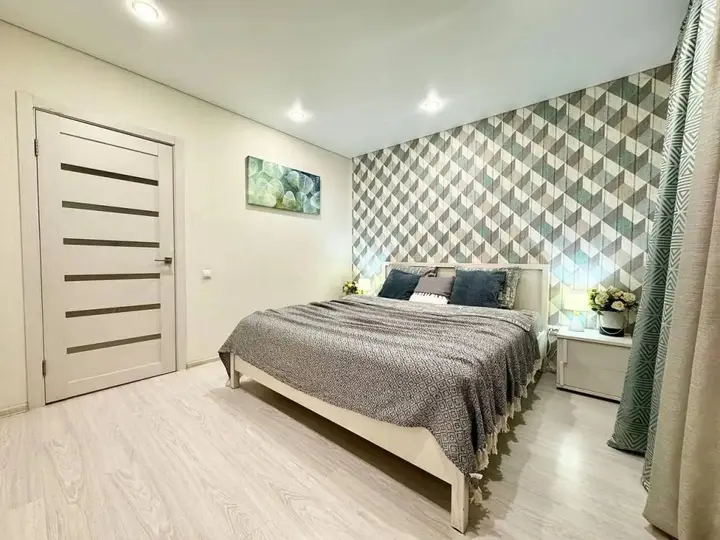 Воронеж: Rental Family Rooms (Рентал Фэмили Румс) на Олимпийском бульваре 12