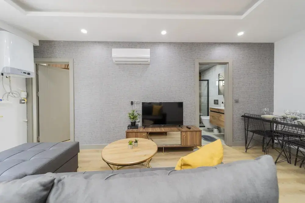 Анталья: Modern Flat w Balcony 10 min to Beach in Antalya