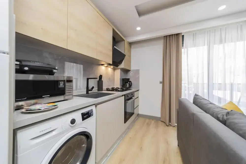 Анталья: Modern Flat w Balcony 10 min to Beach in Antalya