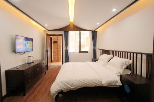 Сянси: Fenghuang Weijianshan Guesthouse