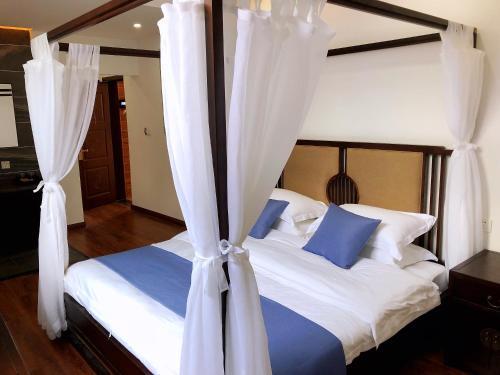 Сянси: Fenghuang Weijianshan Guesthouse