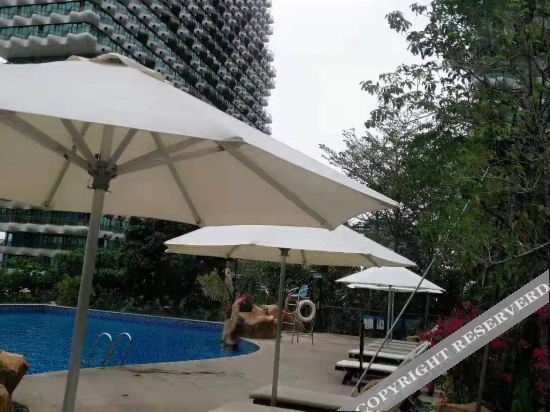 Санья: Sanya Beauty Crown Happy Tree Resort