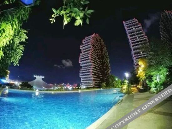 Санья: Sanya Beauty Crown Happy Tree Resort