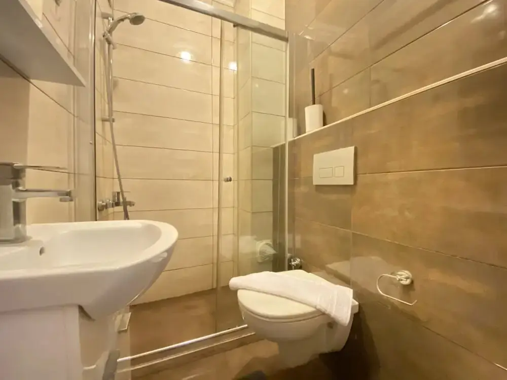 Стамбул: Flat w Backyard 10 min to Taksim and City s Mall