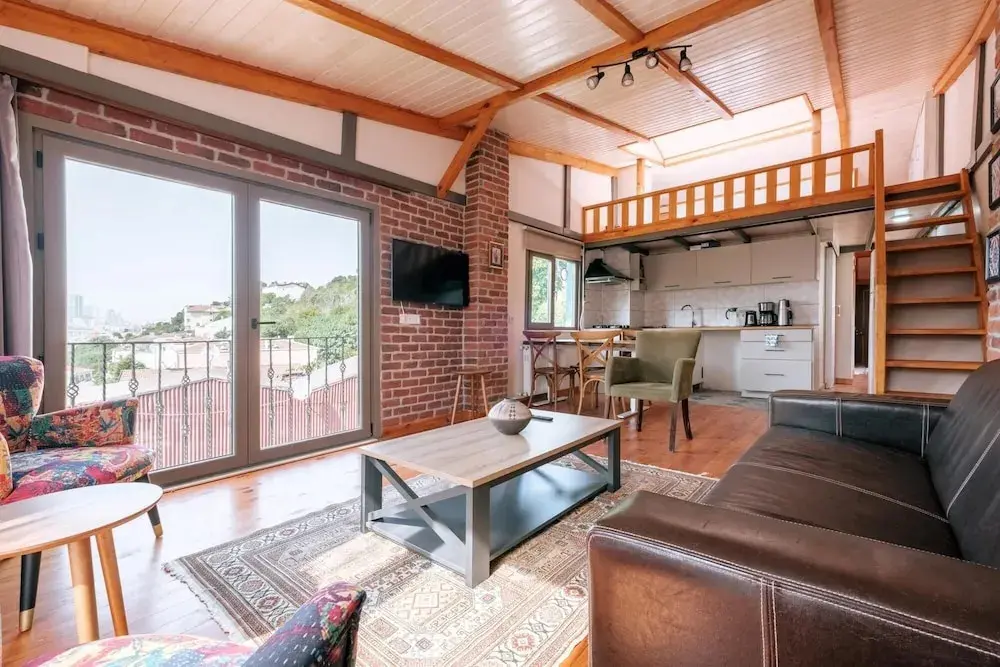 Стамбул: Stunning Sea View Loft 5 min to Park in Kuzguncuk