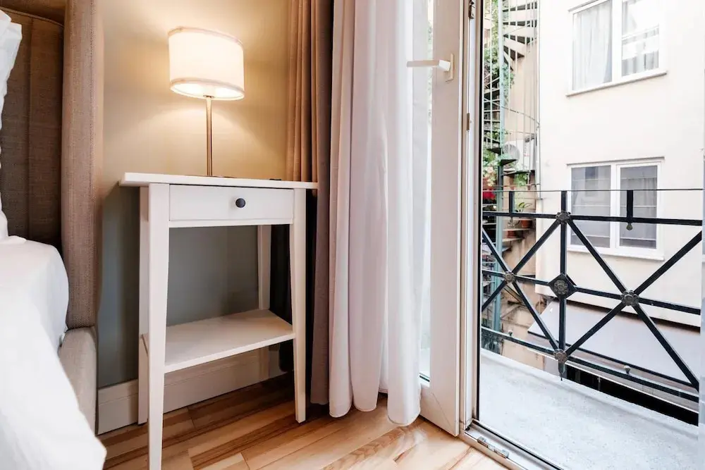 Стамбул: Stylish Flat w Balcony 8 min to Istiklal Ave