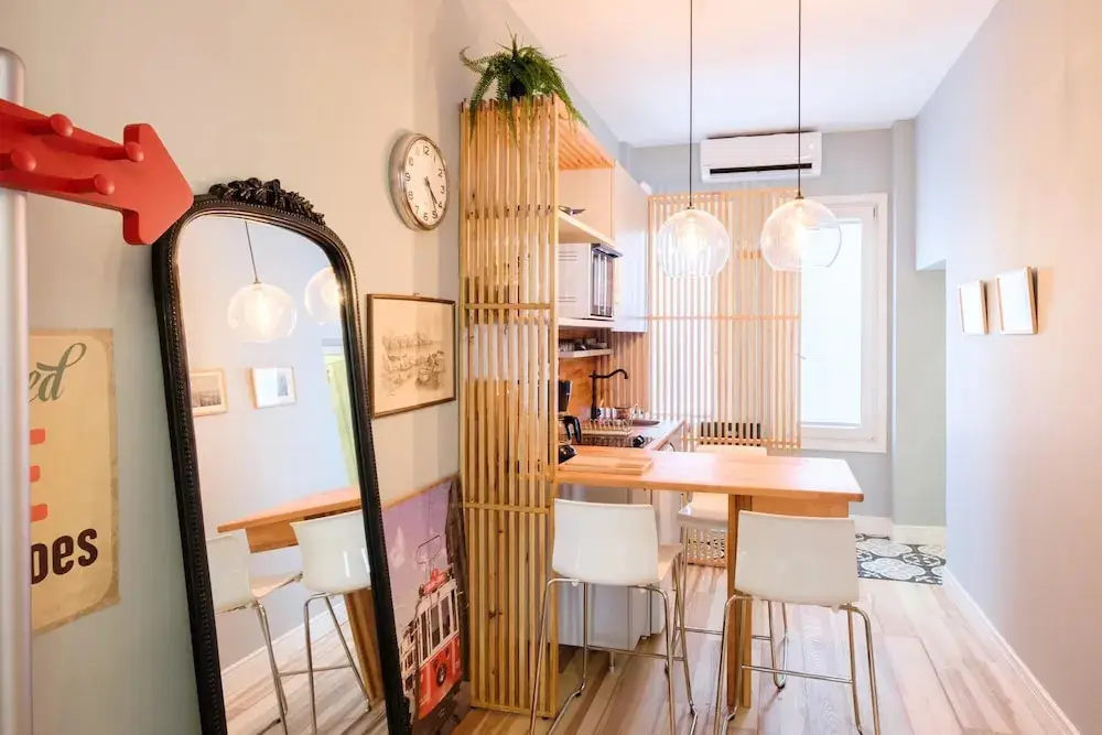Стамбул: Stylish Flat w Balcony 8 min to Istiklal Ave