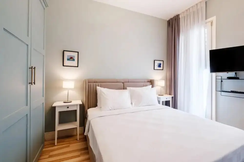 Стамбул: Stylish Flat w Balcony 8 min to Istiklal Ave