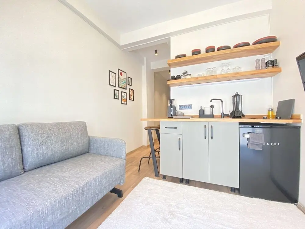 Стамбул: Cozy Flat W French Balcony 5 Min To Istiklal Ave