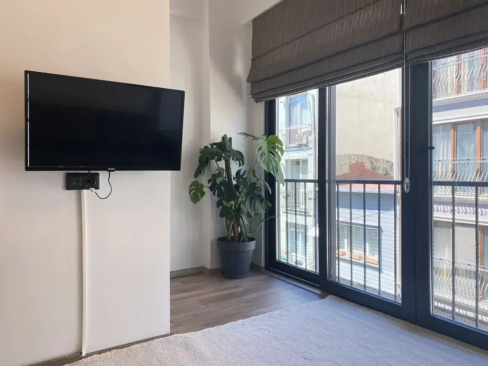 Стамбул: Cozy Flat W French Balcony 5 Min To Istiklal Ave