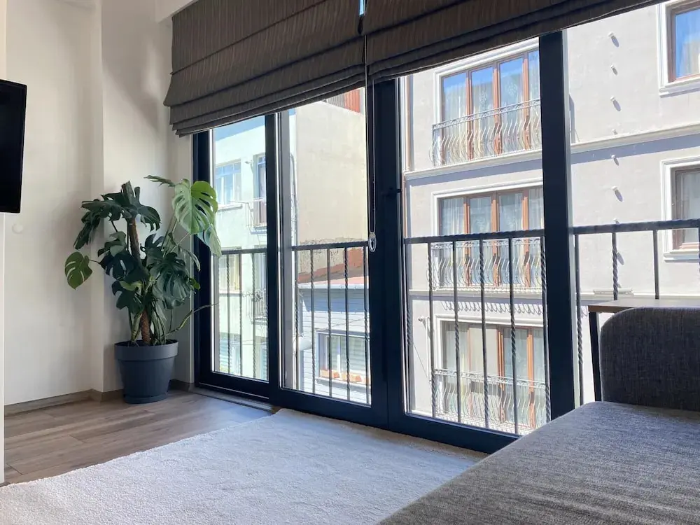Стамбул: Cozy Flat W French Balcony 5 Min To Istiklal Ave