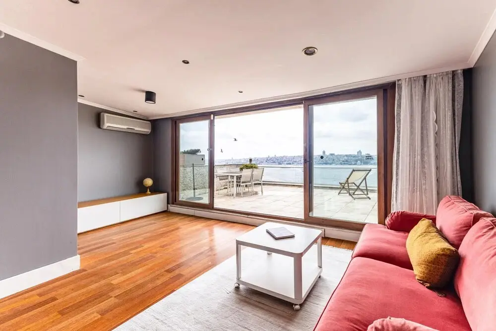 Стамбул: Duplex Flat w Panoramic Bosphorus View and Terrace