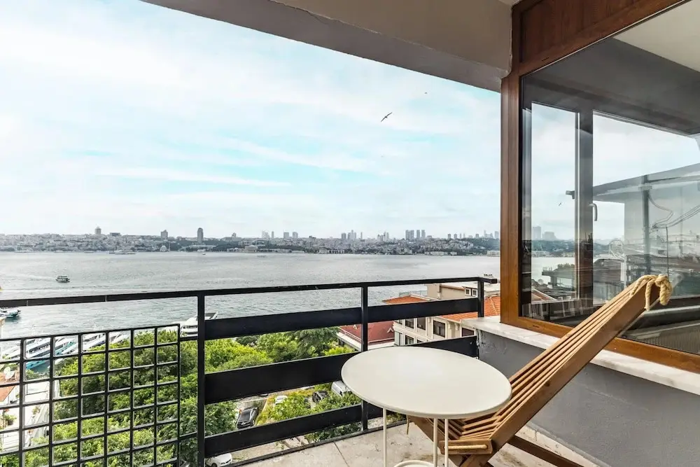 Стамбул: Duplex Flat w Panoramic Bosphorus View and Terrace