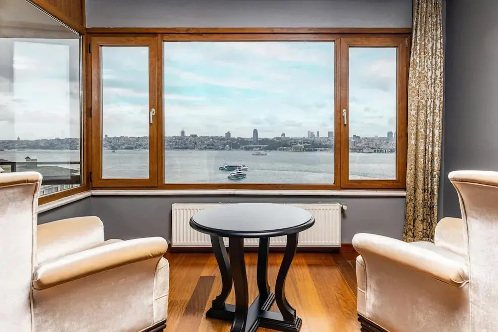 Стамбул: Duplex Flat w Panoramic Bosphorus View and Terrace