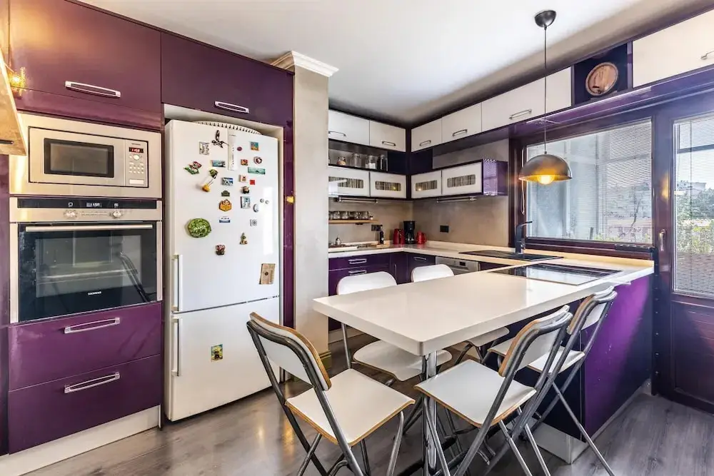 Стамбул: Chic Flat w Balcony BBQ 10 min to Emaar in Uskudar