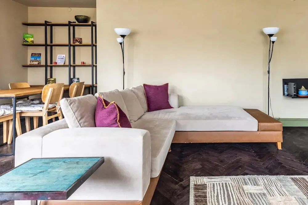 Стамбул: Chic Flat w Balcony BBQ 10 min to Emaar in Uskudar