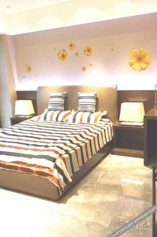 Шанхай: Shanghai Huijing Service Apartment