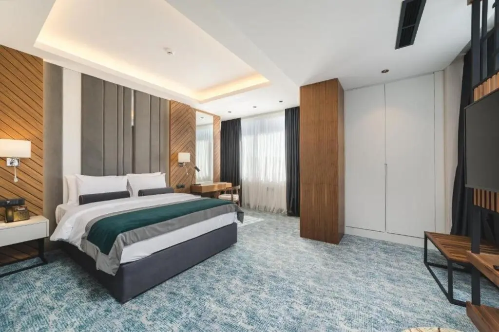 Подгорица: Bristol Hotel