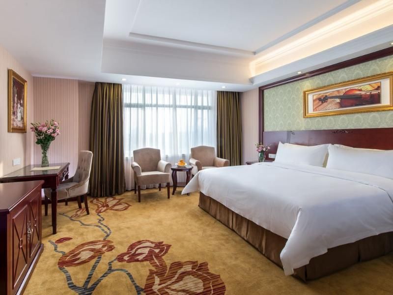 Фошань: Vienna Hotel Guangzhou Jinshazhou Branch