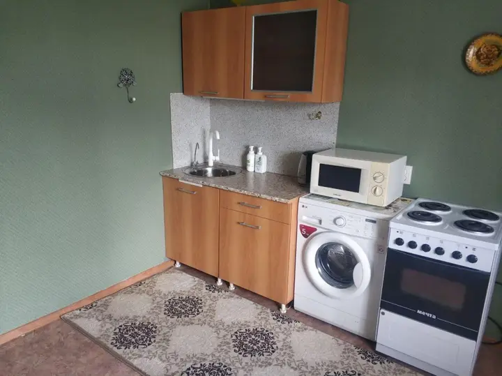 Воронеж: Две Подушки на улице 9 Января 54В