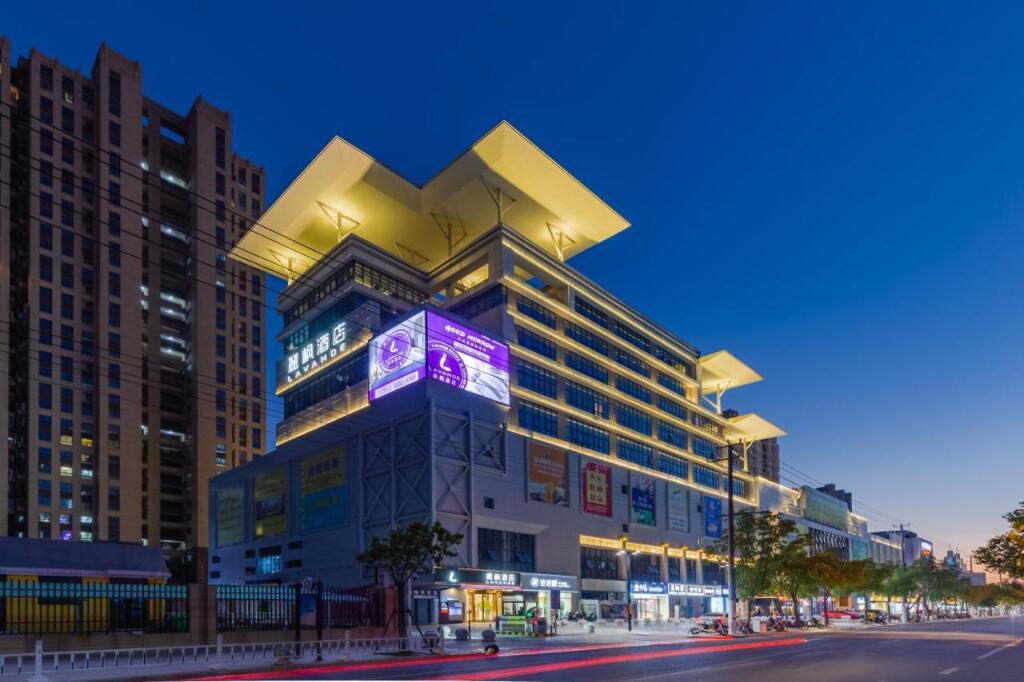 Наньтун: Lavande Hotel Hai'an Sports Center