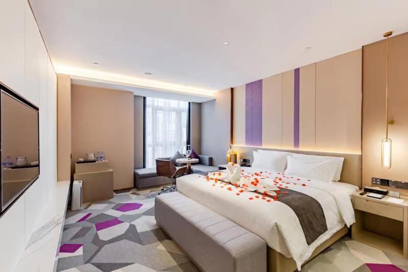 Наньтун: Lavande Hotel Hai'an Sports Center