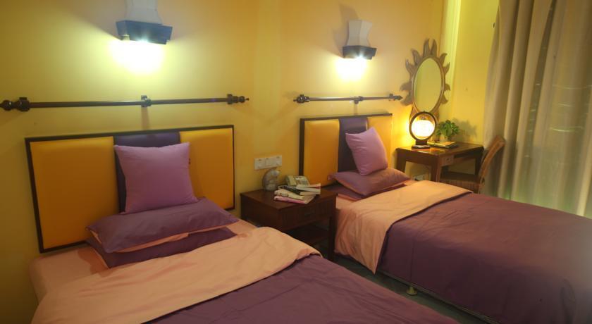 Санья: Romantic Sea View Hotel Sanya