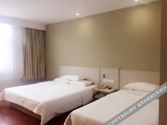 Наньчан: Hanting Hotel Nanchang Honggutan Cuiyuan Road Subw