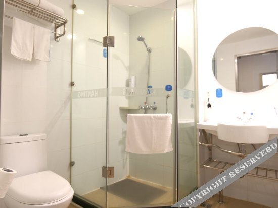 Наньчан: Hanting Hotel Nanchang Honggutan Cuiyuan Road Subw