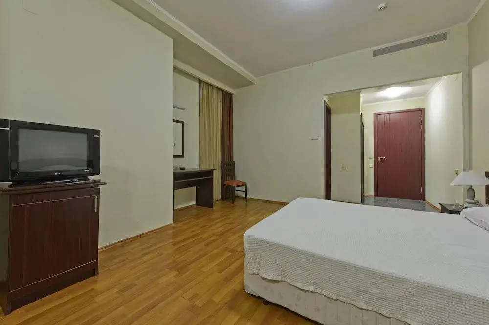 Батуми: Hotel Sanapiro