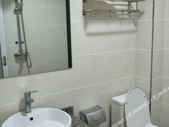 Интань: Longhushan Lehua Inn