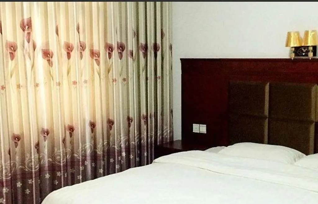 Хэнъян: Nanshan Inn