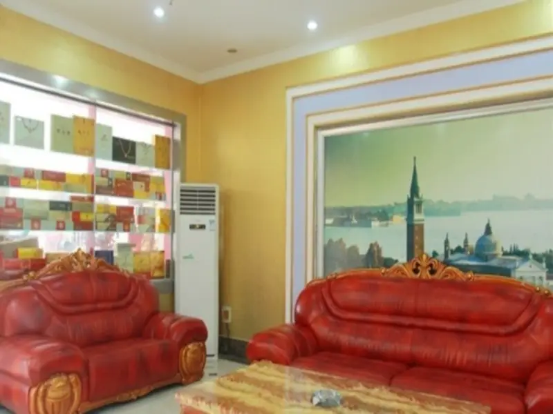 Кайфын: Kunlun Leju Business Hotel Kaifeng Gulou