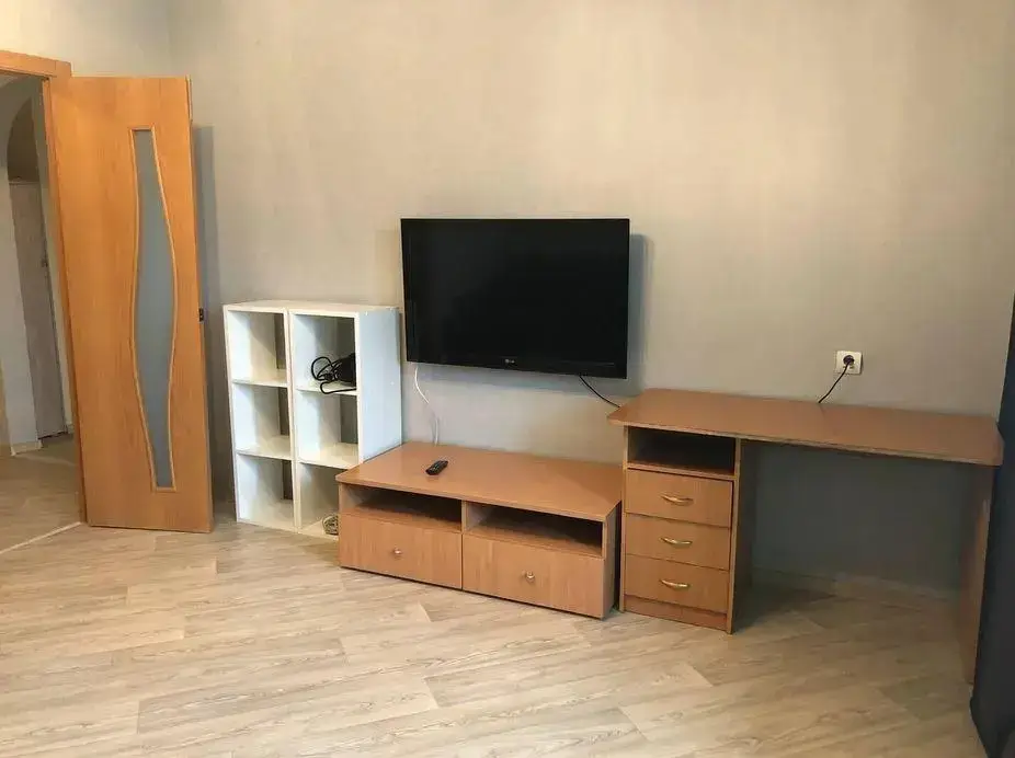 Красноярск: ABC Apartmens (ЭйБиСи Апартментс) на улице Ады Лебедевой 64