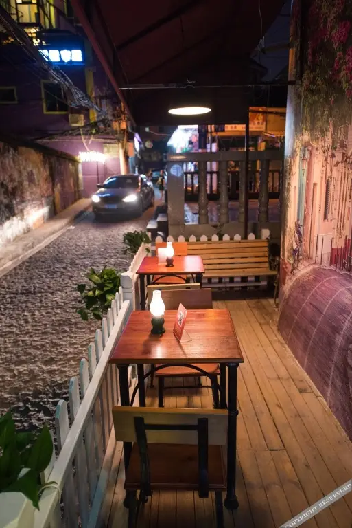 Сямынь: Xiamen Van Gogh's Sky Art Gallery Inn