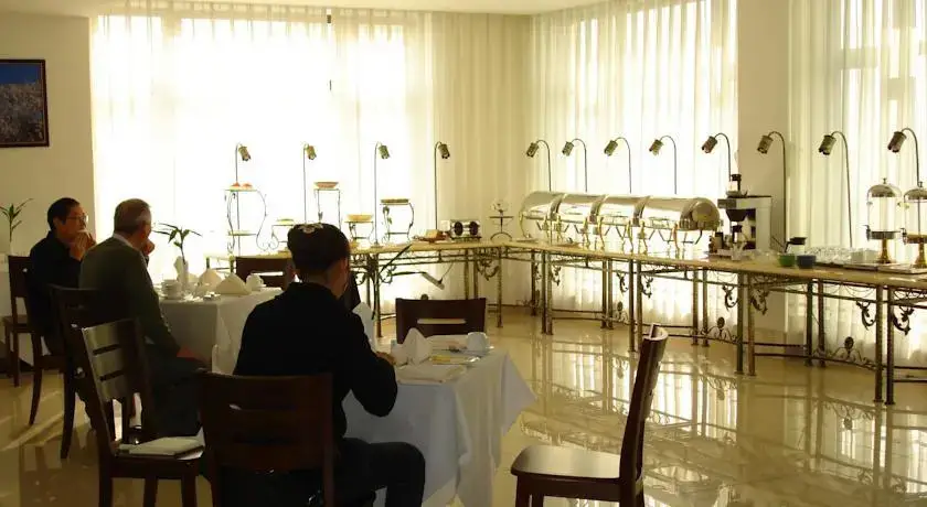 Вэйхай: Huibishou Business Hotel