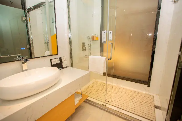 Маоминг: Borrman Hotel Gaozhou Fuqian Road
