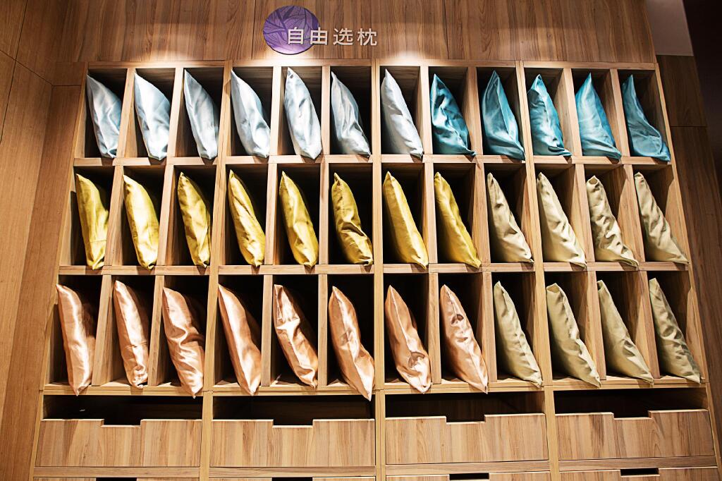 Синьян: Hanting Premium Hotel Xinyang Railway Station
