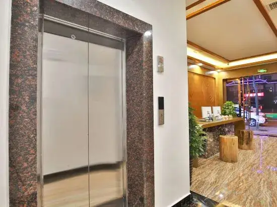 Чжанцзяцзе: Zhangjiajie Wulingyuan Net Thermal Power Jing Hotel